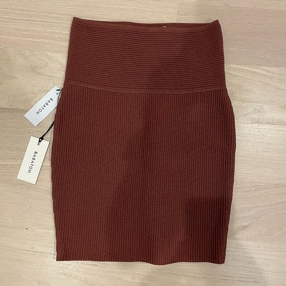 Babaton Dresses & Skirts - NEW NWT Aritzia Babaton Sculpt Knit Mini Skirt Sundried Red XS